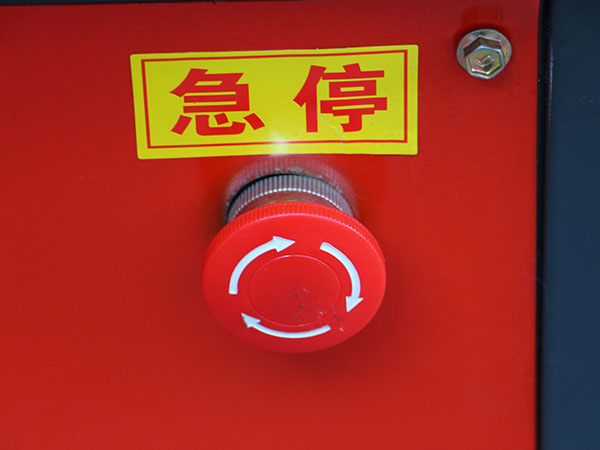滾絲機
